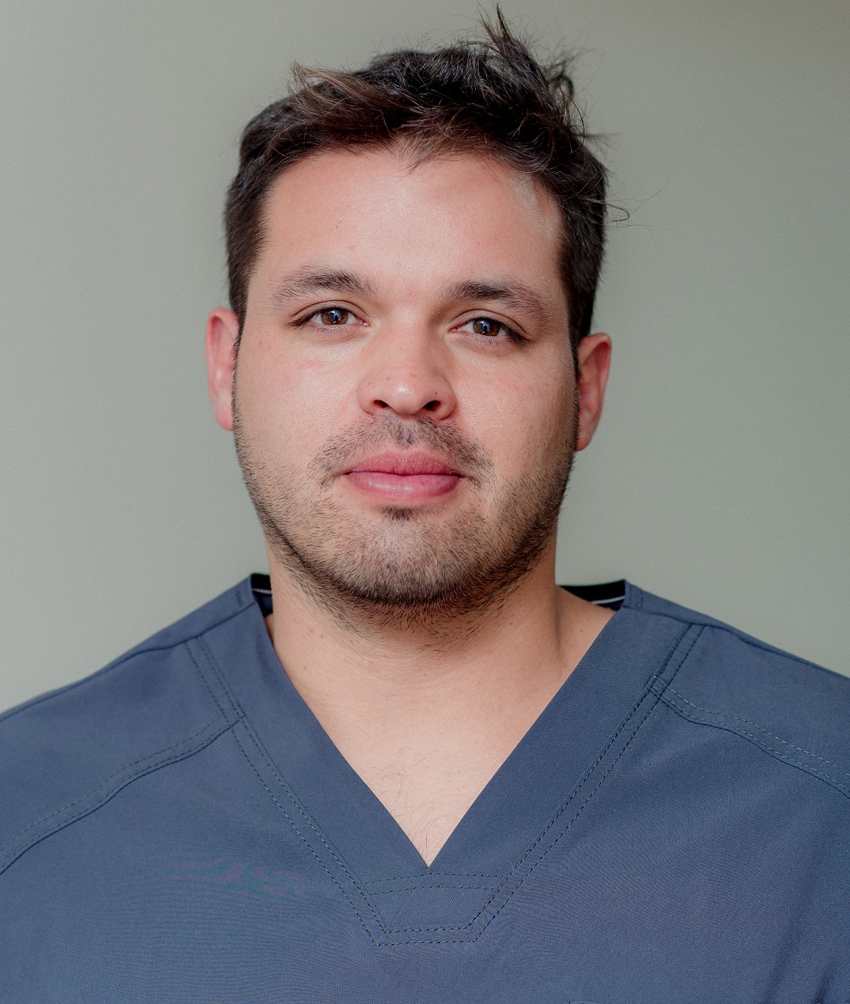 Dr. Gabriel Espinoza